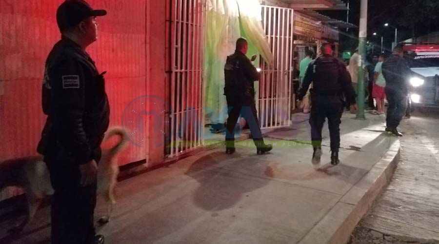 Ataque armado deja una mujer muerta y hombre mal herido en Santa Cruz Xoxocotlán, Oaxaca