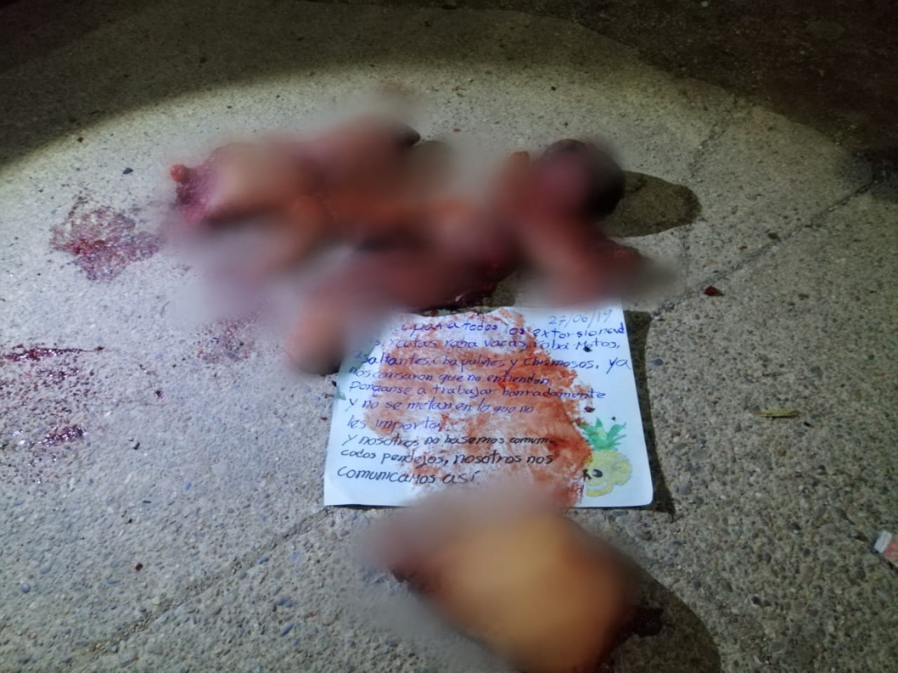 Localizan restos humanos con narcomensaje en Tuxtepec, Oaxaca