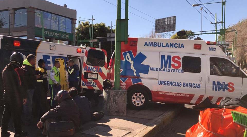 “Lords” y “ladies” utilizan ambulancias como taxis para evitar el tráfico