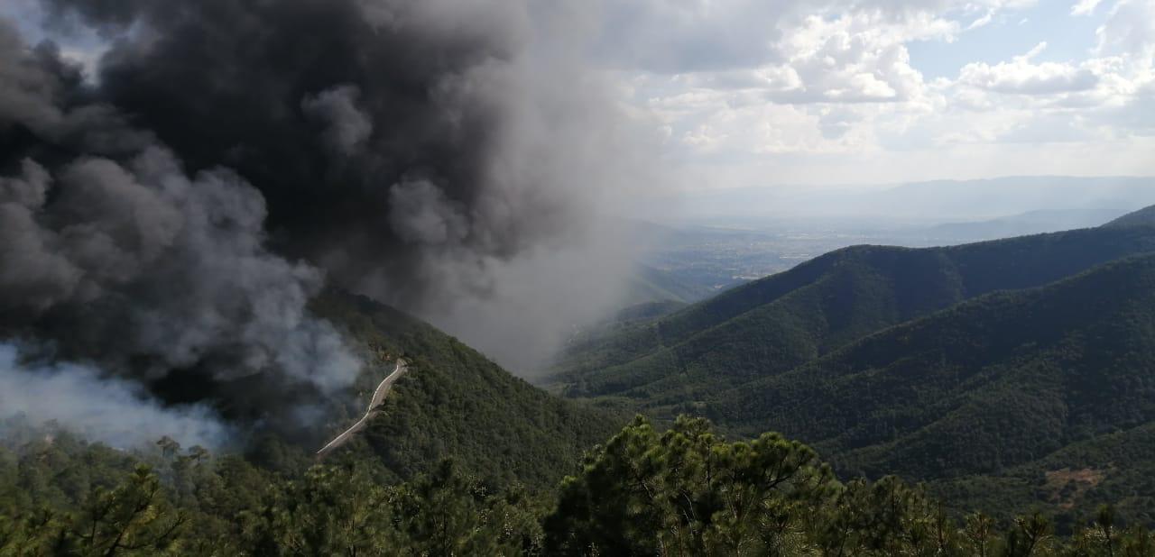 Incendio en fábrica de resina en Ixtlán, Oaxaca