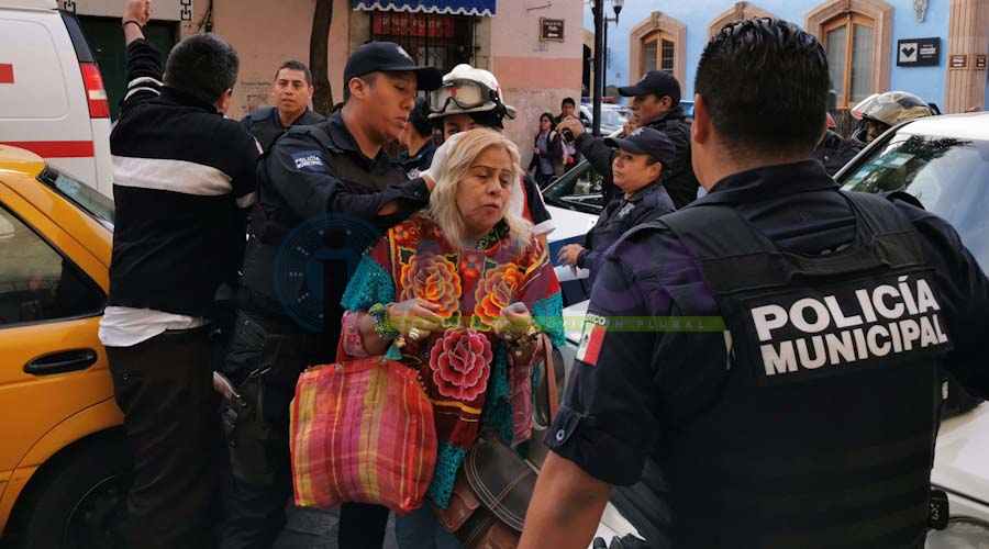 Nieto le dispara a su abuela en calles del Centro Histórico, Oaxaca