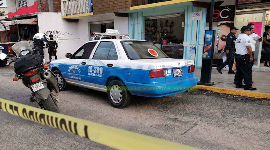El robo de una moto desató una riña entre viales y delincuentes en Santa Lucía del Camino, Oaxaca