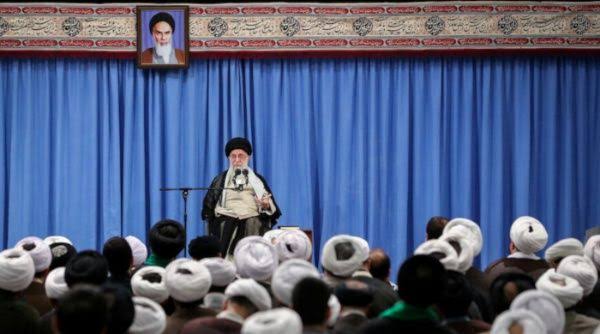 No habrá conversaciones con Estados Unidos a ningún nivel: advirtió líder supremo de Irán