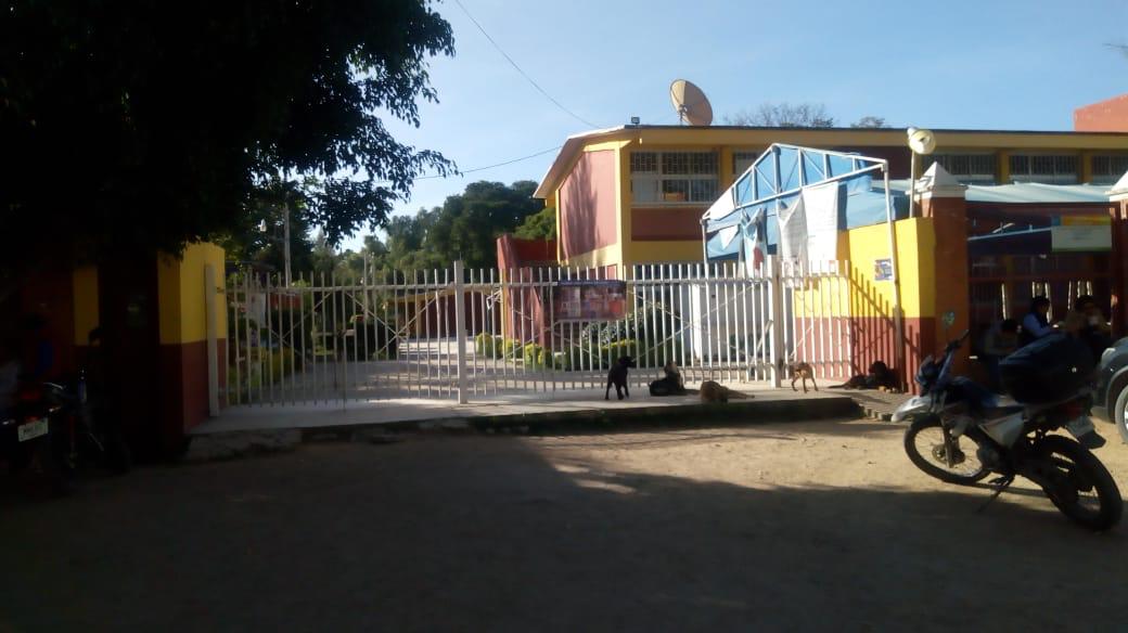 Por denuncias de acoso sexual cierran la secundaria 215 en San Jacinto Amilpas, Oaxaca