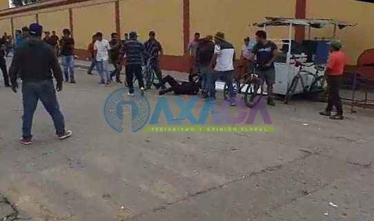 Vuelve conflicto por predio en Tlacolula, varios policías lesionados