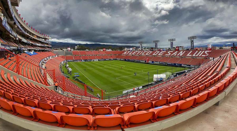 Sin entrenador y con el estadio cerrado recibe el San Luis al América