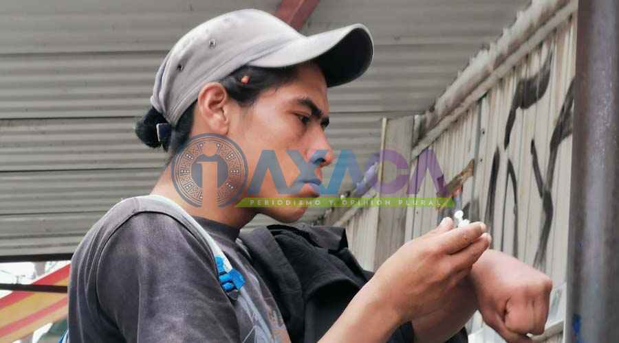 AMLO anuncia campaña contra las adicciones