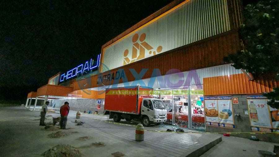 Empiezan saqueos en Oaxaca; hay seis detenidos tras robos en Chedraui de Santa Cruz Xoxocotlán