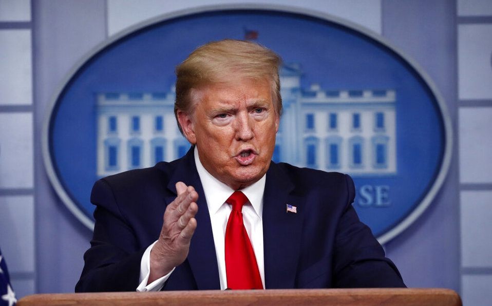 Casa Blanca informa que el sol mata al coronavirus en menos de 2 minutos.