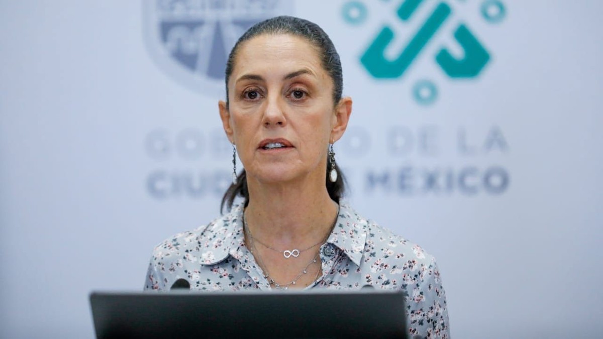 CDMX sigue siendo semáforo rojo por COVID-19, el numero de defunciones sigue en aumento.