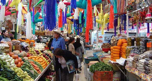 Cierran mercados en mexico por coronavirus.