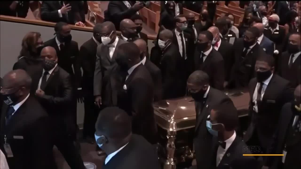 Hermano de George Floyd da desgarrador discurso.