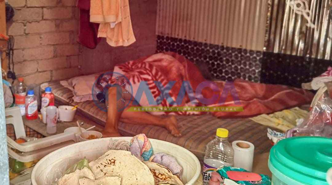 Anciana muere de COVID-19 después de 12 horas autoridades se niegan a levantar el cadáver