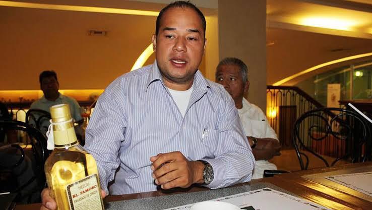 Hipócrates Nolasco y hermano de Lozoya se apoderan del Consejo Regulador del Mezcal