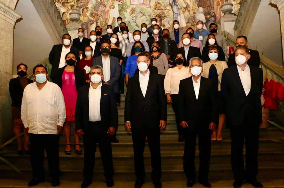 DERROTA HISTÓRICA PARA LOS BURÓCRATAS.