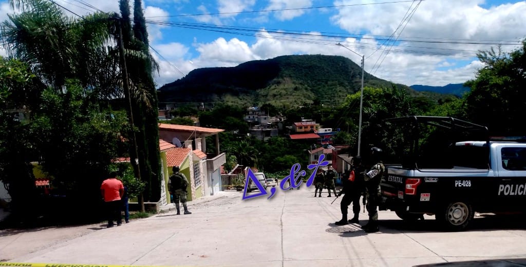 Ejecutan a madre frente a su hijo a quien lesionan de gravedad en Huajuapan de León, Oaxaca