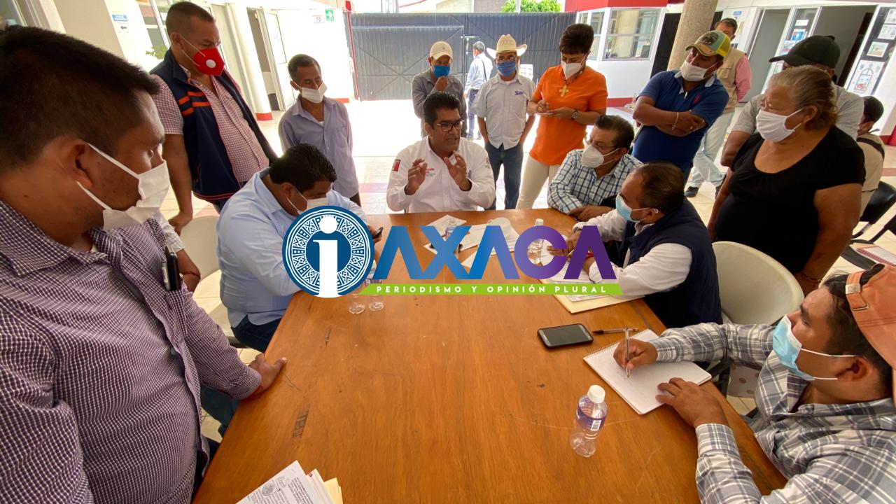 Corren a líder de Codep que negociaba a escondiadas apoyos para Jocotepec, Oaxaca