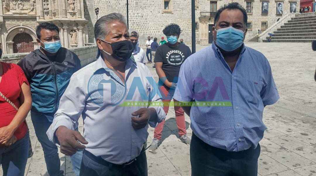 Autoridades de San Martín Mexicapan y Montoya protestan por construcción de Centro Comercial