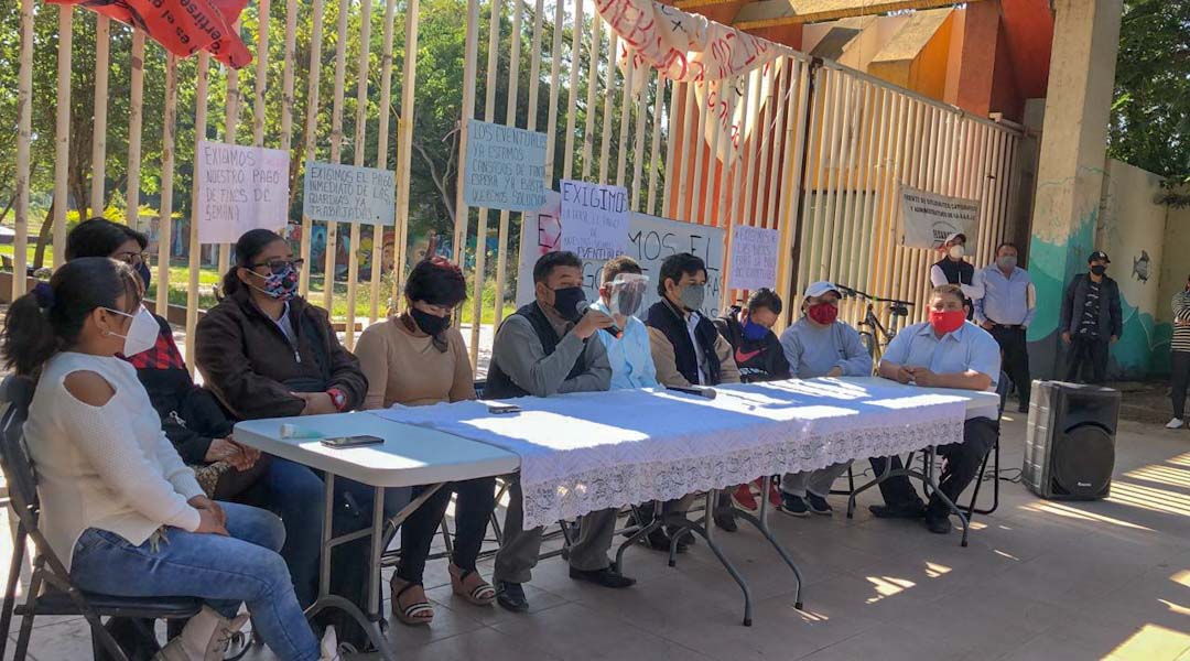 UABJO se aprovecha de eventuales durante pandemia; asignó trabajo y no les quiere pagar