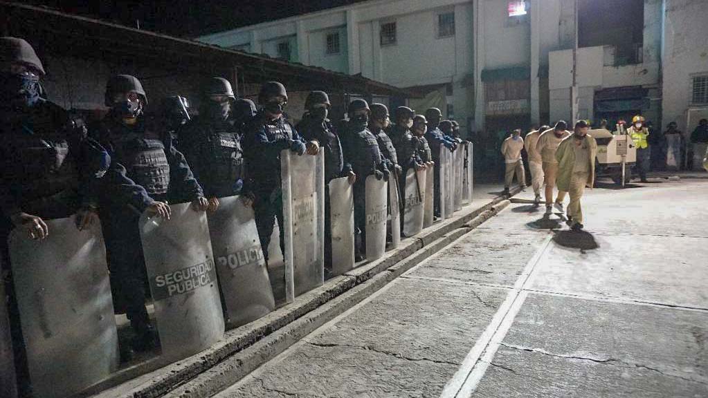 Población penitenciaria de Santa María Ixcotel es trasladada a Tanivet: SSPO