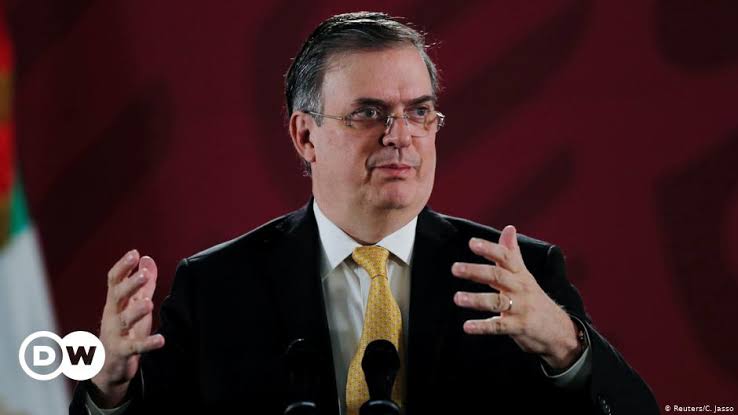 A México 130 millones de vacunas antiCovid de AstraZeneca, Pfizer y CanSino