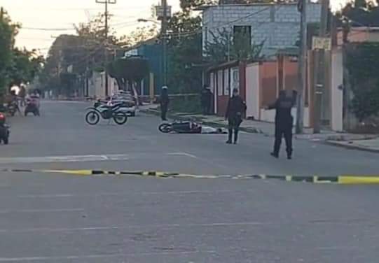 Ejecutan a joven motociclista en Loma Bonita, Oaxaca