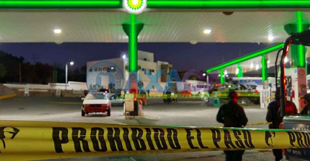 Imparable la violencia en Oaxaca de Juárez; atacan a balazos a masculino en Plaza Bella