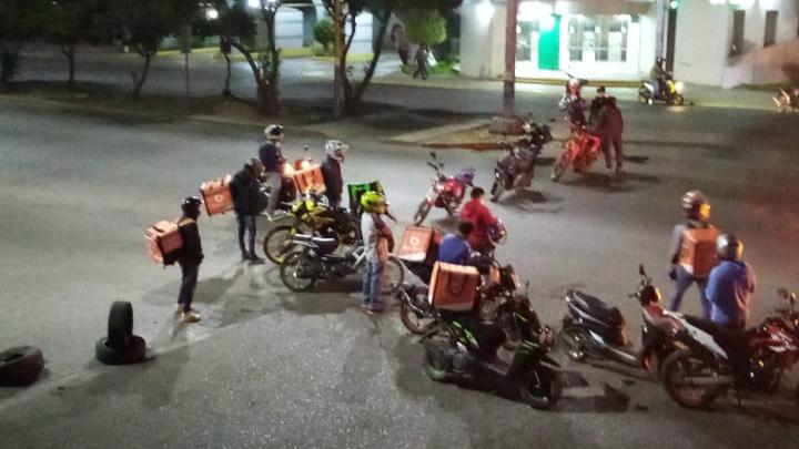 Atiende la Policía Vial caso de motociclistas; actuará conforme a la ley