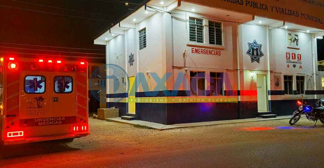 Le disparan para robarle motocicleta frente a módulo de policía en San Jacinto Amilpas