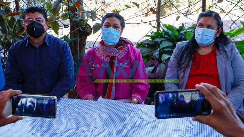 Regidores piden al Congreso de Oaxaca revocar mandato a Cástulo Bretón