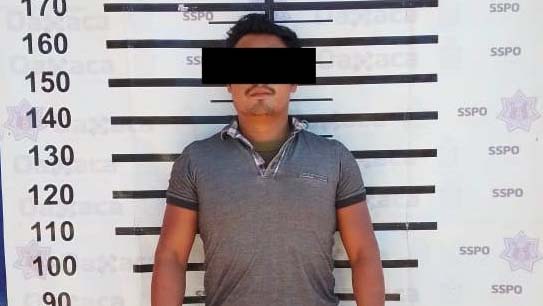 Detienen en Juchitán a sujeto por probable violación a la Ley Federal de Uso de Armas de Fuego y Explosivos