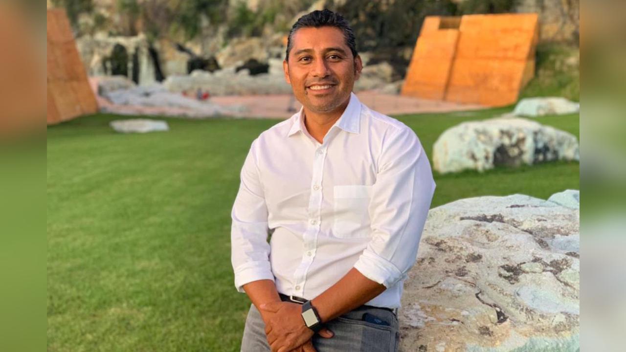 Encuestas favorecen a Adrián Rojas