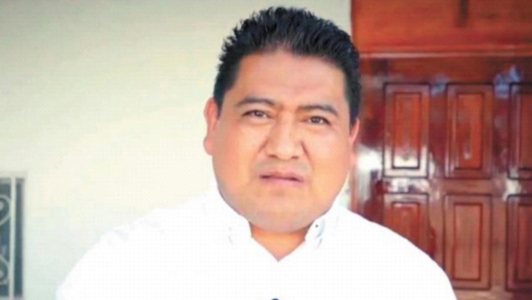 Indigna candidatura a diputado de Humberto Santos, creador de grupo XXX en WhatsApp