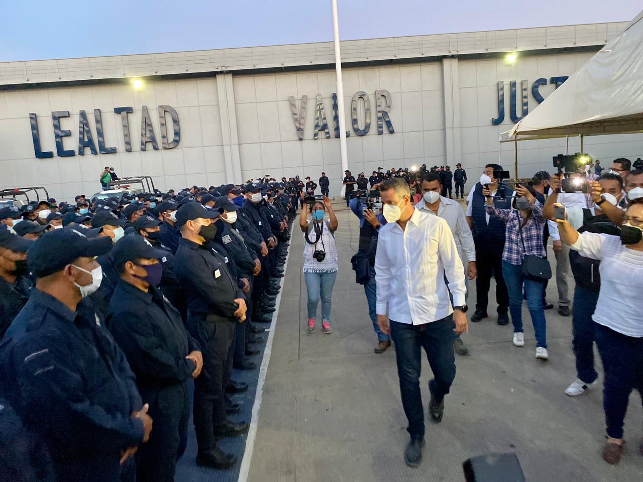 Estoy convencido que los retos siempre deben ser oportunidades, y el Gobierno de Oaxaca les agradece y reconoce a sus elementos de seguridad: AMH