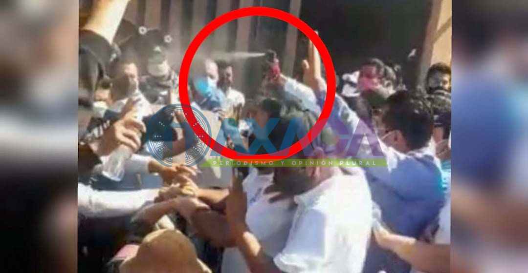 Con golpes y gas lacrimógeno Ignacio Villavicencio, celebra día de la mujer en el STPEIDCEO