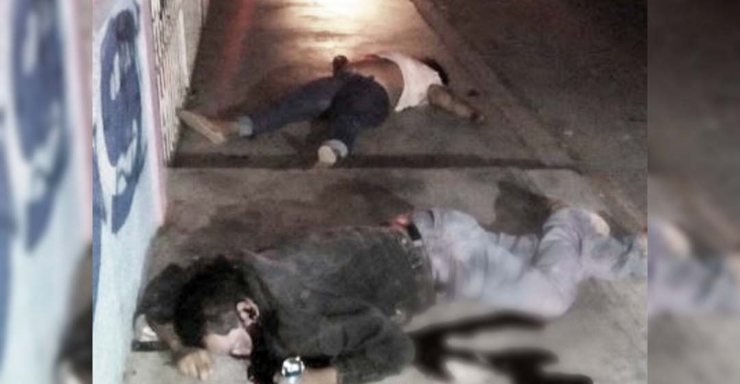 Ejecutan a dos masculinos afuera de bar; extraoficialmente se habla de un tercero