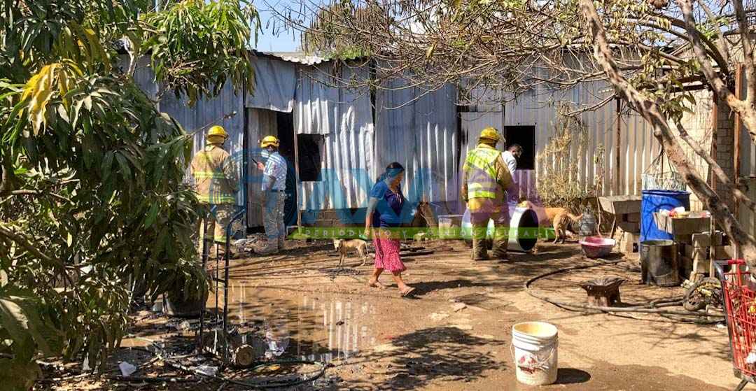 VIDEO: Explota vivienda en Colonia Estado de Oaxaca; hay pérdidas materiales