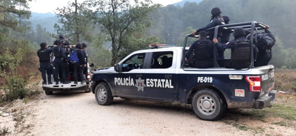 Mantienen Policía Estatal presencia en la Sierra Sur por conflicto entre Santiago Xochiltepec y Textitlán