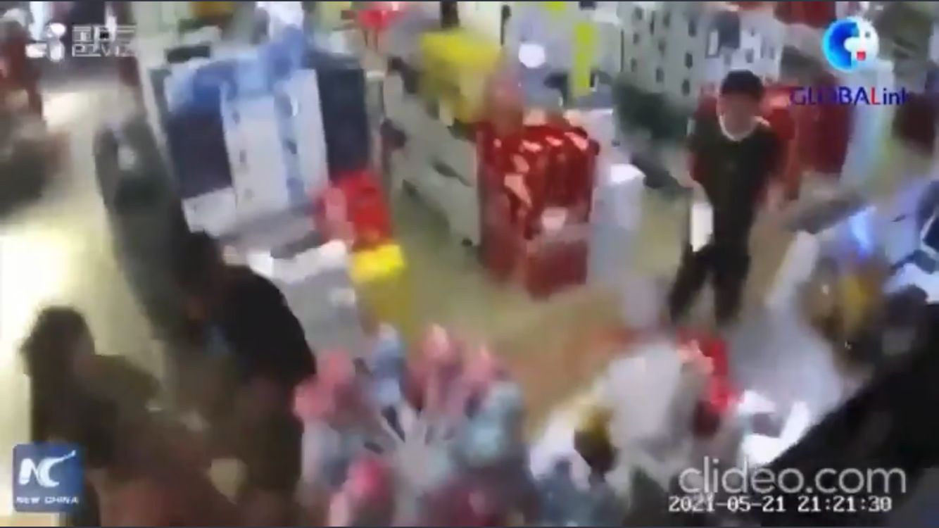 VIDEO: Sismos sacuden a China al menos dos muerto se reportan