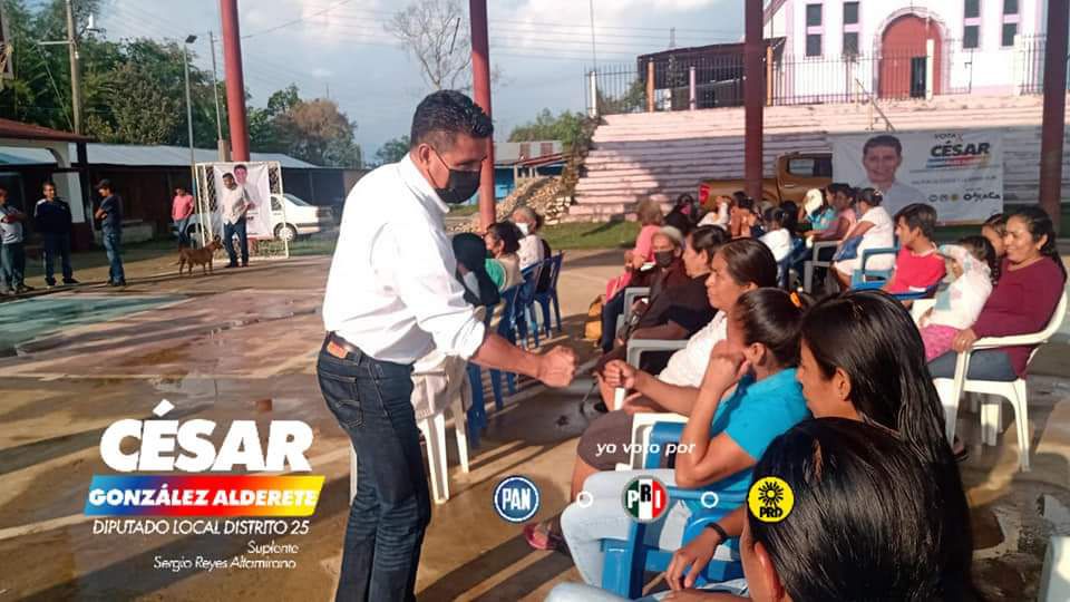 Población y sectores de la costa claman regreso de programas sociales