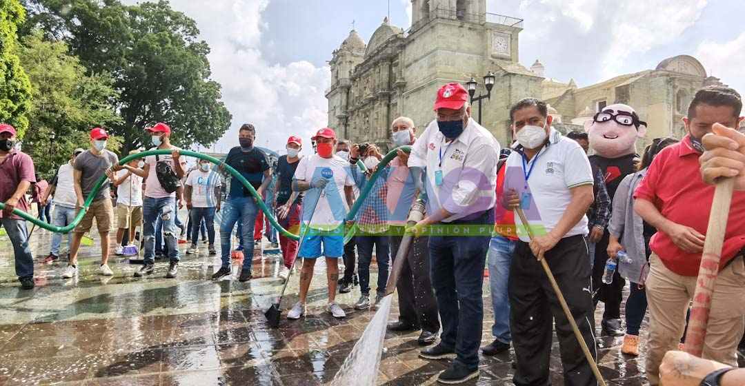 Encabeza Javier Villacaña el Tequio x Oaxaca, ‘Vamos a rescatar la ciudad’, señaló