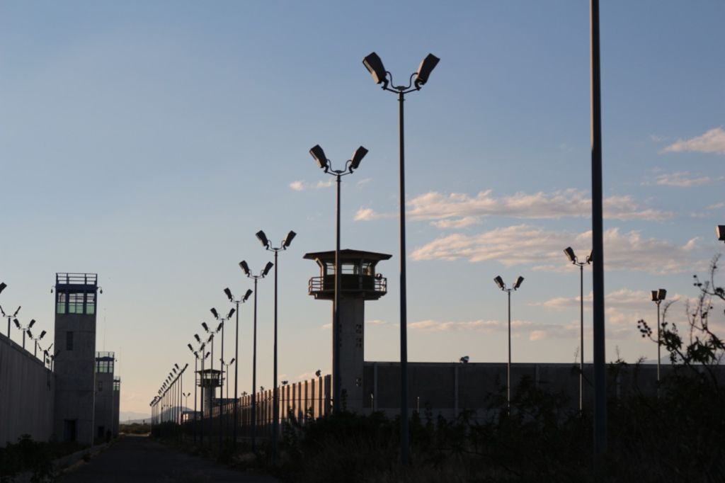 Mejoran seguridad y procesos de reinserción social en penales de Oaxaca