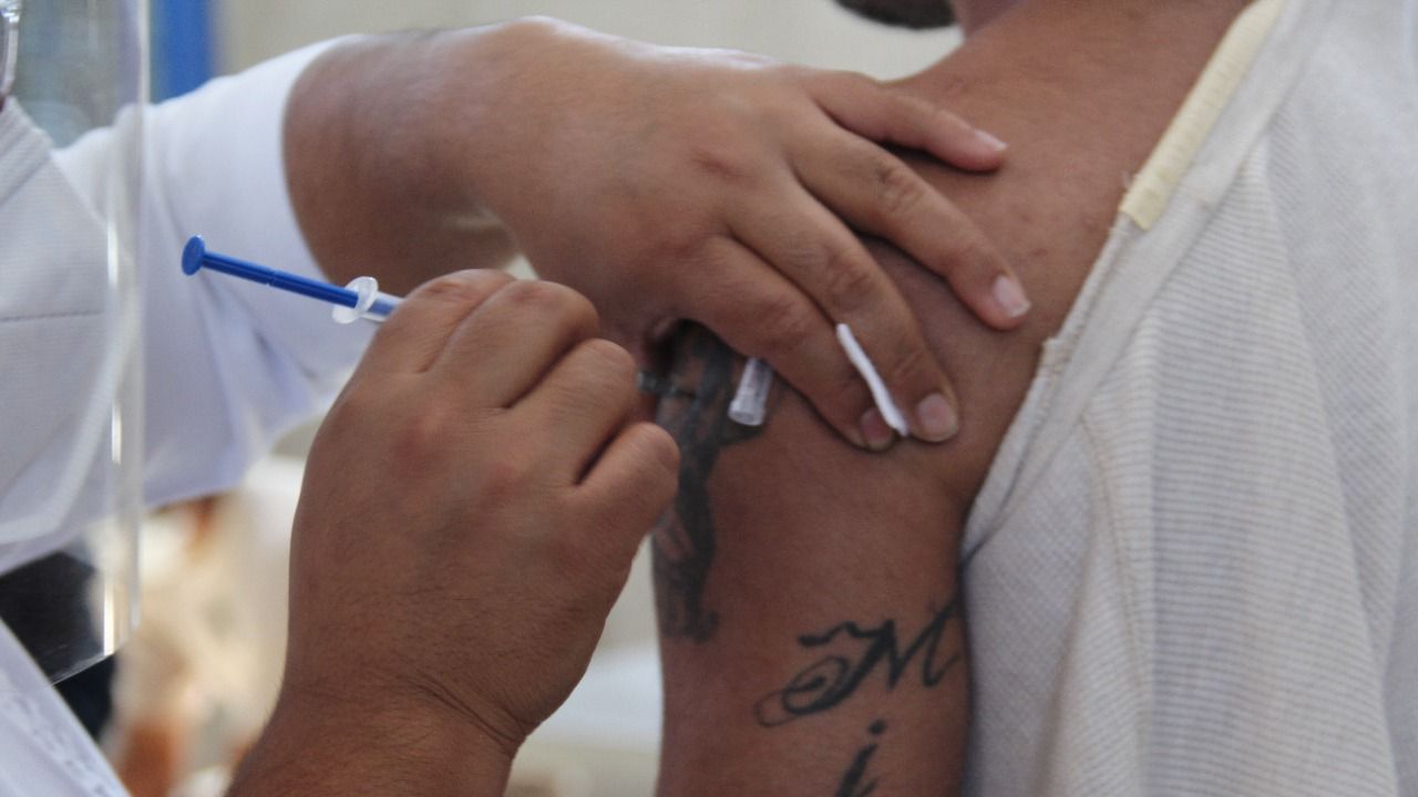 Se han vacunado a 270 PPL en penales de Oaxaca; se mantienen libres de contagios