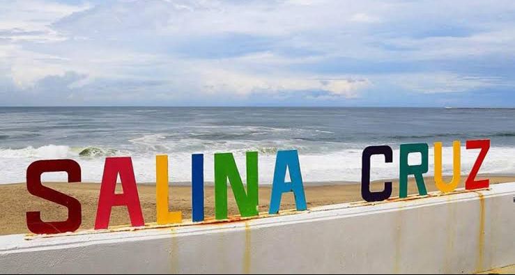 A semáforo rojo por incremento de contagios en Salina Cruz, Oaxaca