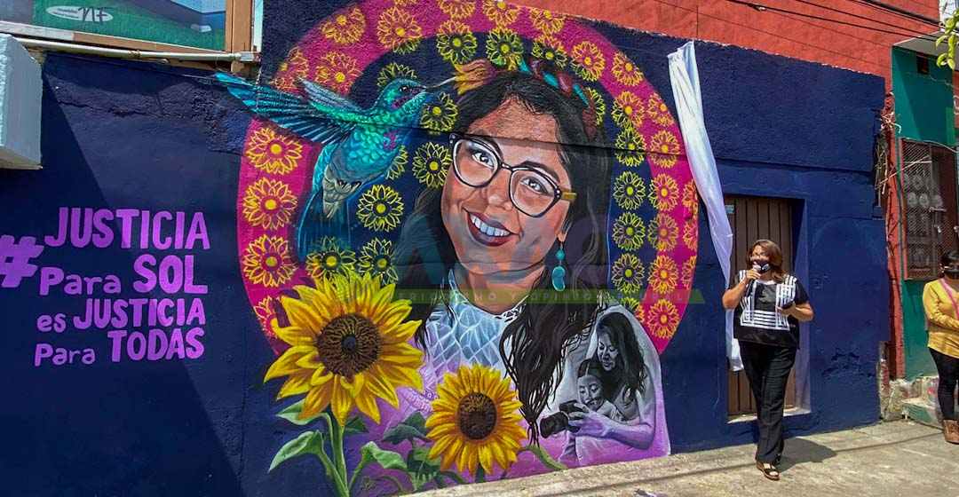 A tres años del feminicidio de María del Sol, crean mural en su honor