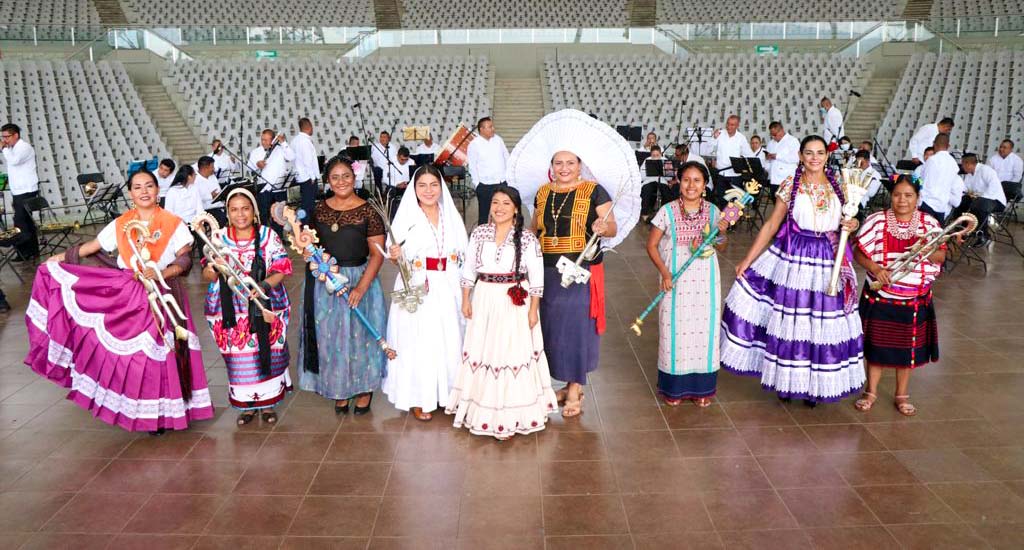 Solidaridad y fortaleza, mensaje que prevaleció en la octava de los  Lunes del Cerro