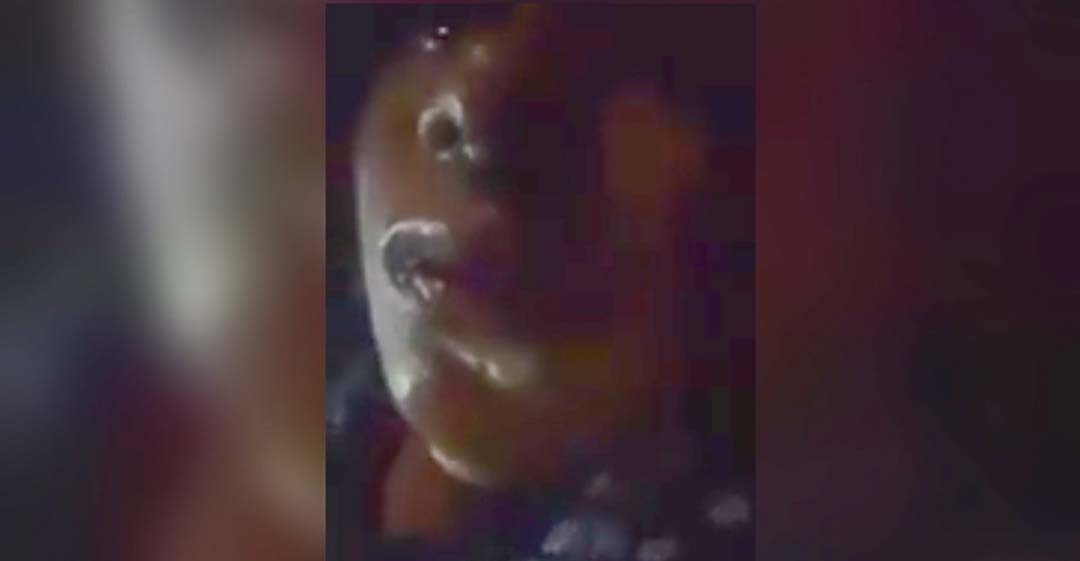 Niño comparte en redes sociales video de su mamá pidiendo ayuda por golpiza que le da su pareja