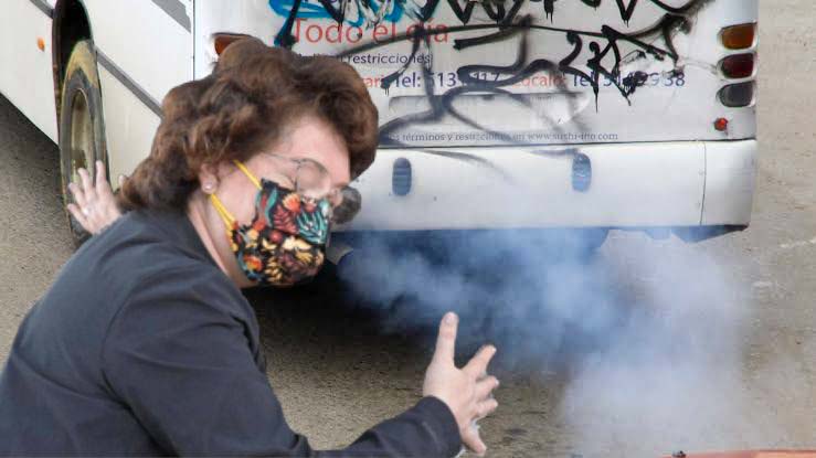 Acepta diputada tiene deuda millonaria por tenencias de sus urbanos viejos