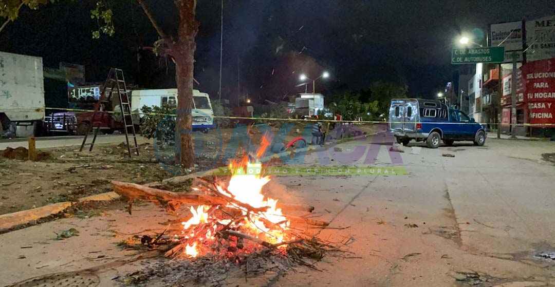 Bloqueo en la Central de Abasto cumple 24 horas, no hay autoridades que atiendan conflicto