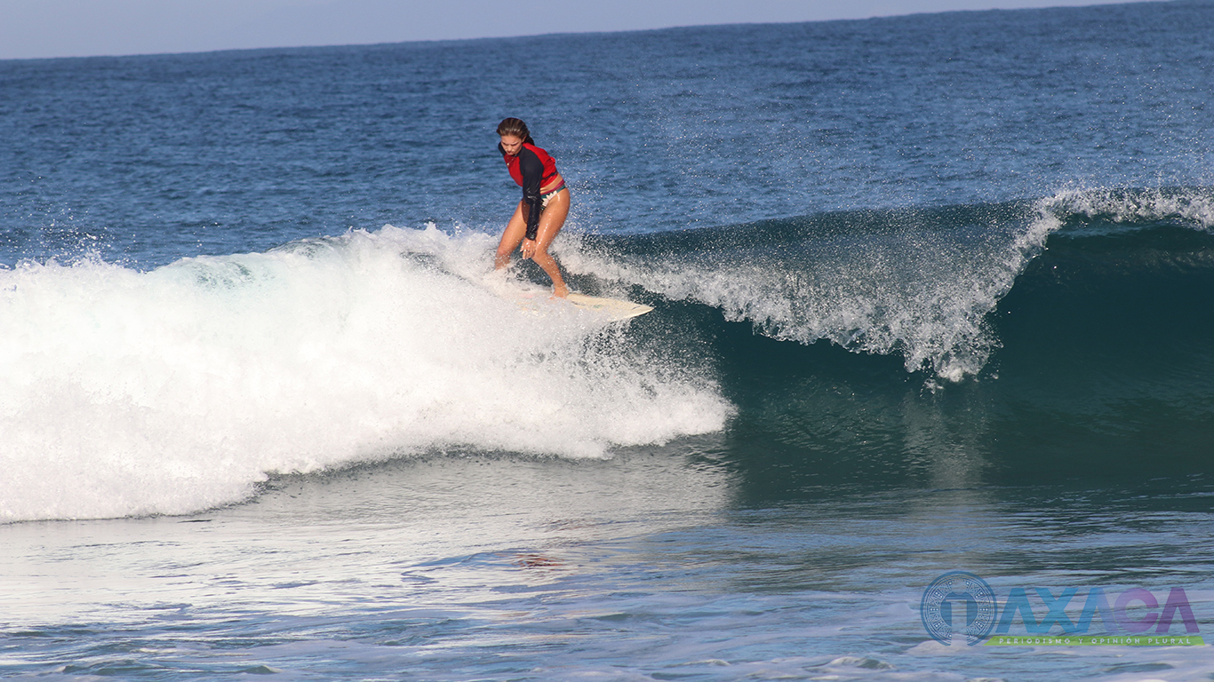 Inicio de los Juegos Nacionales de Surfing en Puerto Escondido